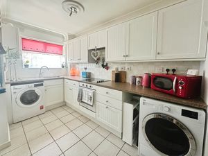 LOWER PARK ROAD- click for photo gallery